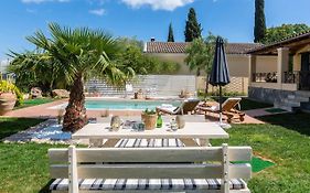 Villa Caramel